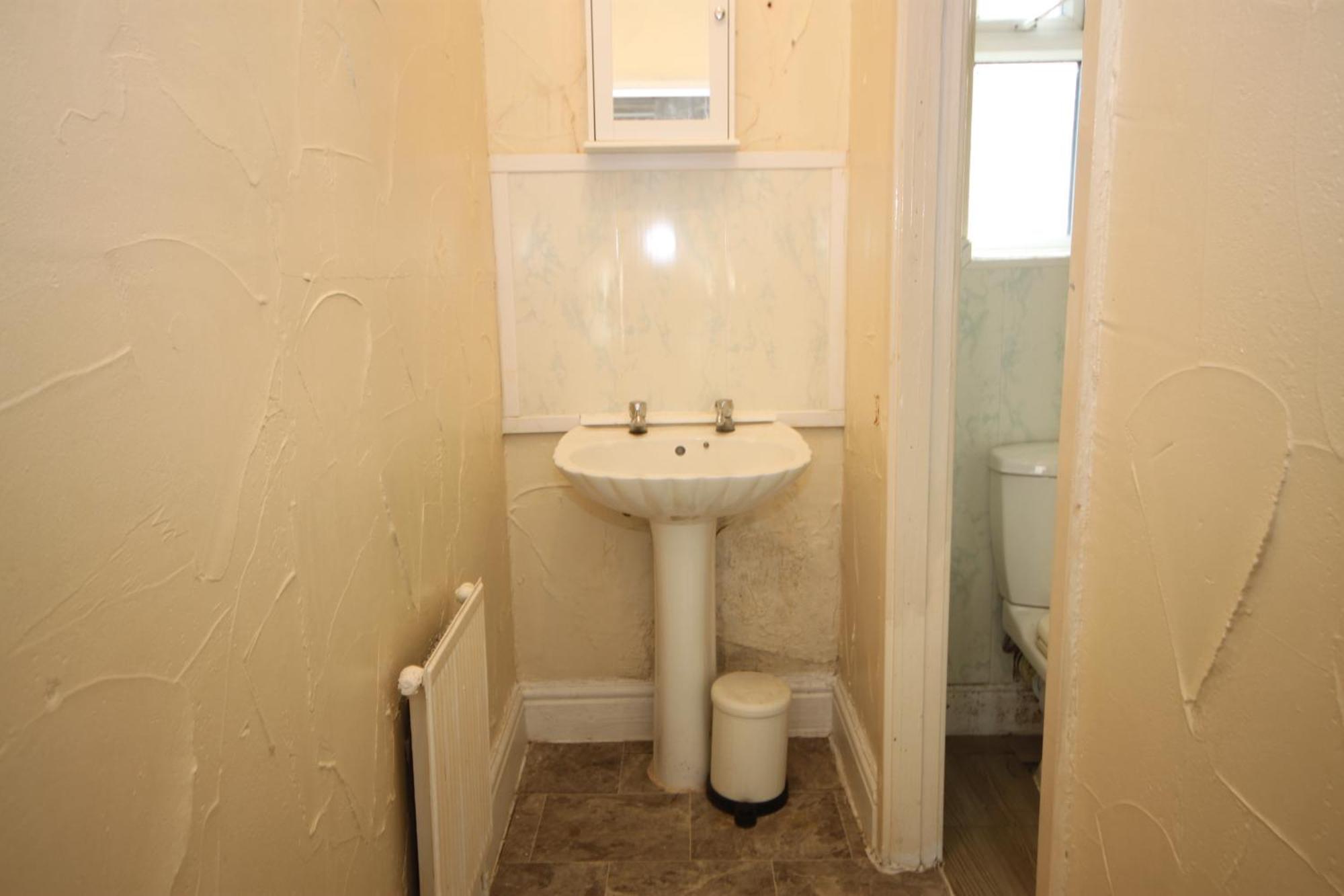 Barton Seaview, Self Catering Studio Apartments, Promenade & Central Beach Location, Families, Couples Or 23 Years Plus Only, Free Parking Μπλάκπουλ Δωμάτιο φωτογραφία